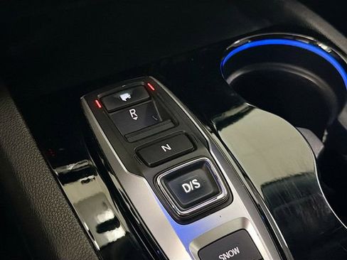 Used 2019 Honda Pilot Touring image 16