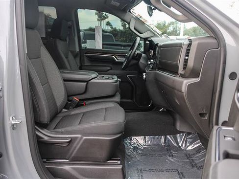 Used 2024 GMC Sierra 1500 Elevation image 16
