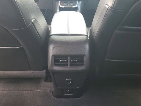 Used 2023 GMC Terrain SLT w/ Elevation Edition AWD/4WD image 24