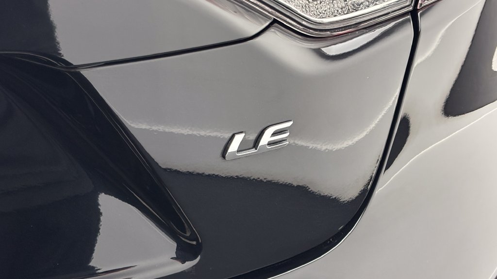 Used 2026 Toyota Corolla LE FWD image 9