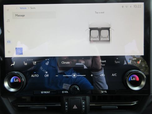 Used 2024 Lexus GX 550 w/ Accessory Package (2T) AWD/4WD image 45