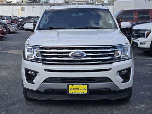 Used 2019 Ford Expedition XLT w/ Equipment Group 202A image 2