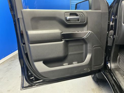 New 2026 Chevrolet Silverado 1500 Custom Trail Boss w/ Midnight Edition AWD/4WD image 9