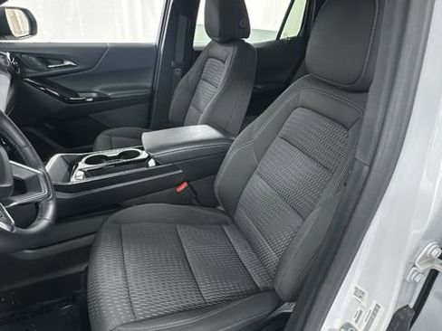 Used 2025 Chevrolet Equinox LT AWD/4WD image 10