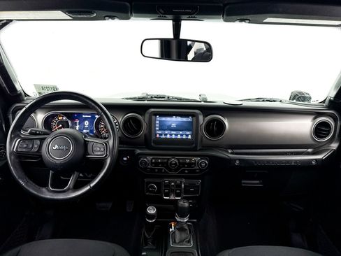 Used 2022 Jeep Wrangler Unlimited Sport AWD/4WD image 19
