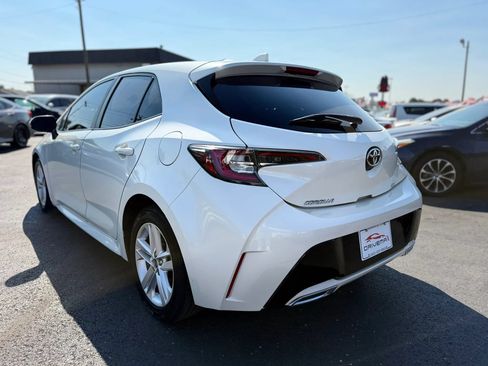 Used 2019 Toyota Corolla SE w/ Carpet Mat Package FWD image 5