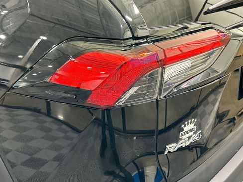 Used 2025 Toyota RAV4 XLE image 38