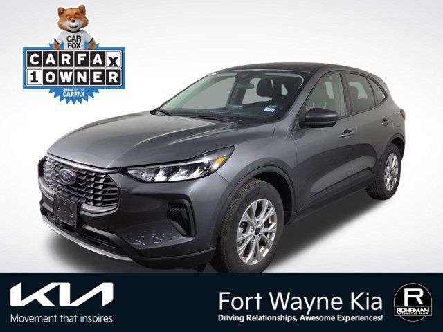 Used 2025 Ford Escape Active FWD image 1