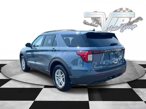Used 2026 Ford Explorer Active AWD/4WD image 8