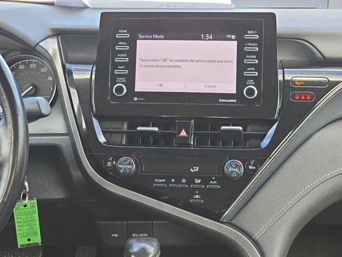 Certified 2022 Toyota Camry SE FWD image 22