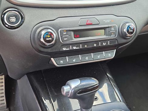Used 2019 Kia Sorento SX AWD/4WD image 29