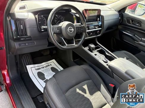 Used 2024 Nissan Pathfinder SV AWD/4WD image 25