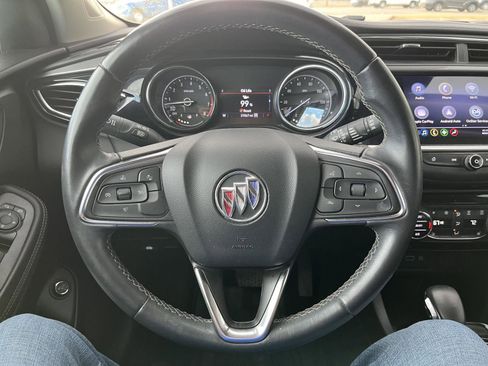 Used 2022 Buick Encore GX Select w/ Sport Touring Package image 17