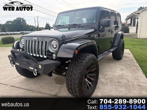 Used 2018 Jeep Wrangler Unlimited Sahara w/ Connectivity Group AWD/4WD image 1