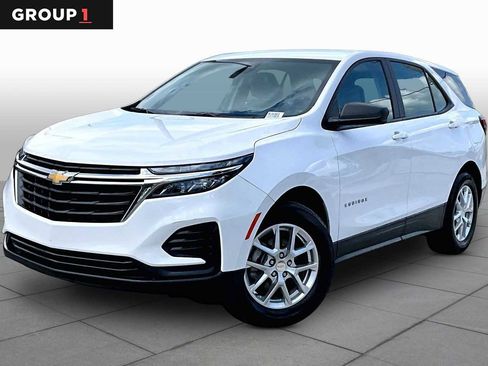 Used 2024 Chevrolet Equinox LS FWD image 1