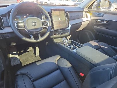 New 2026 Volvo XC90 B6 Ultra w/ Protection Package