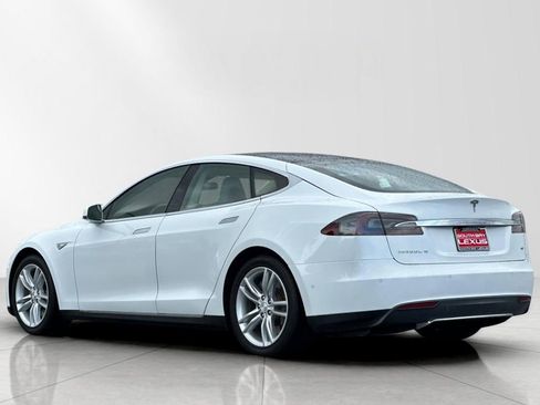 Used 2014 Tesla Model S 60 image 4