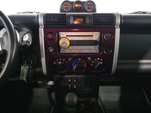 Used 2007 Toyota FJ Cruiser 4WD image 19