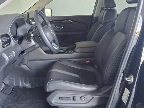 Used 2025 Honda Pilot EX-L image 15