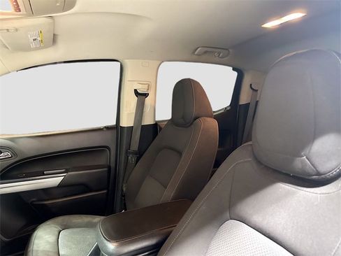 Used 2018 Chevrolet Colorado LT image 21