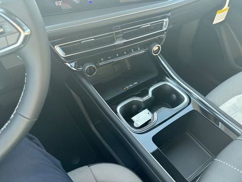 New 2026 Chevrolet Traverse LT image 20