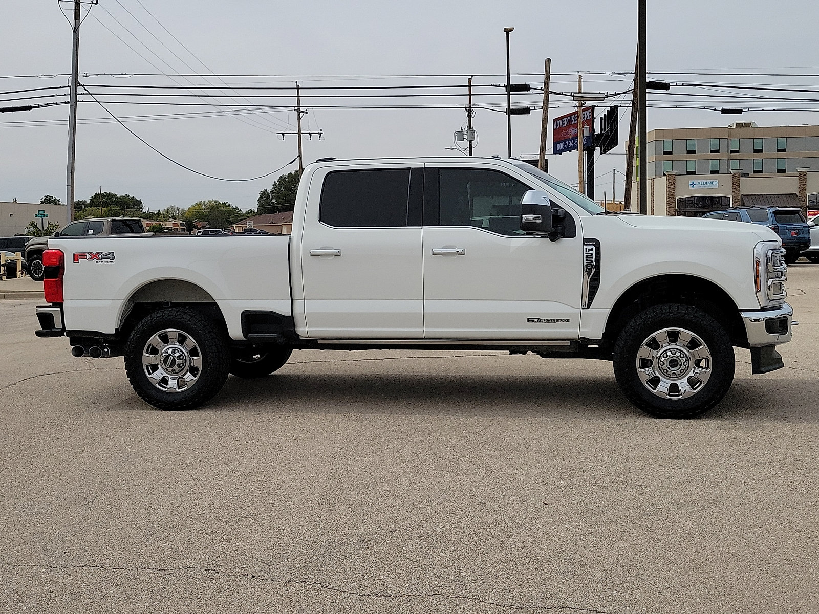 Used 2024 Ford F250 Lariat w/ Lariat Ultimate Package AWD/4WD image 5