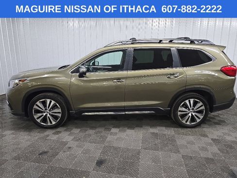 Used 2022 Subaru Ascent Touring AWD/4WD image 5