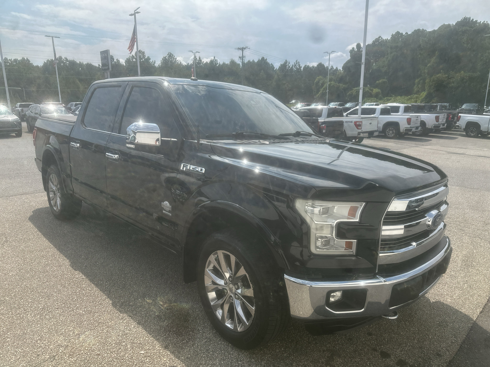 Used 2016 Ford F150 King Ranch w/ Equipment Group 601A Luxury AWD/4WD image 11
