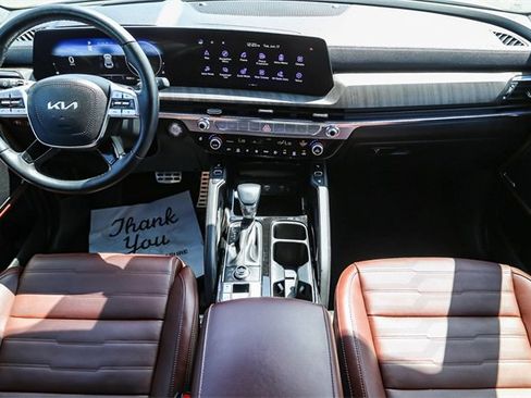 Used 2024 Kia Telluride SX Prestige w/ Towing Package image 13