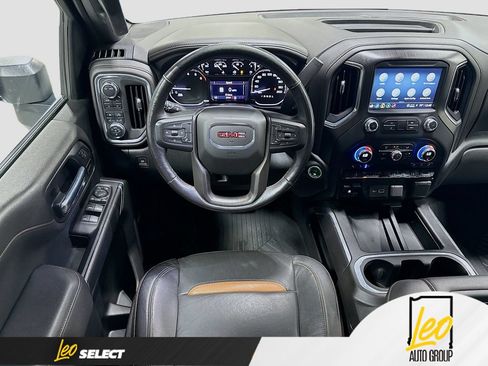 Used 2022 GMC Sierra 2500 AT4 w/ AT4 Preferred Package AWD/4WD image 25