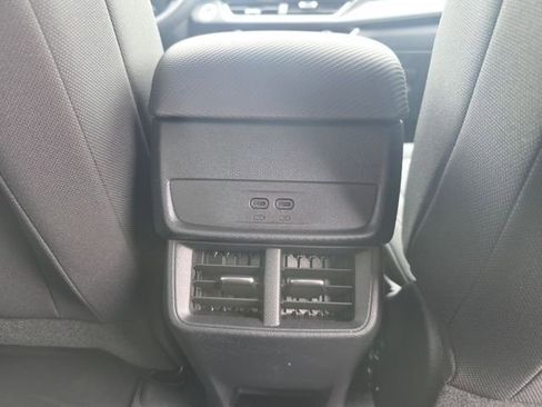 New 2026 Chevrolet Equinox LT FWD image 21