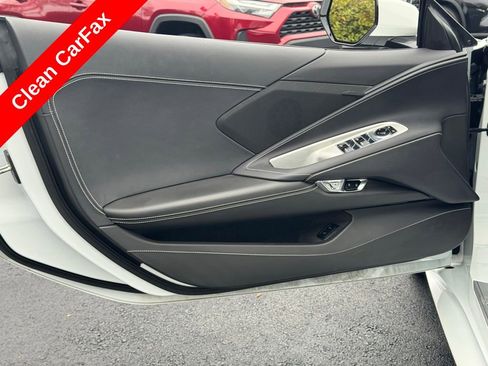 Used 2023 Chevrolet Corvette Stingray w/ Z51 Performance Package image 5