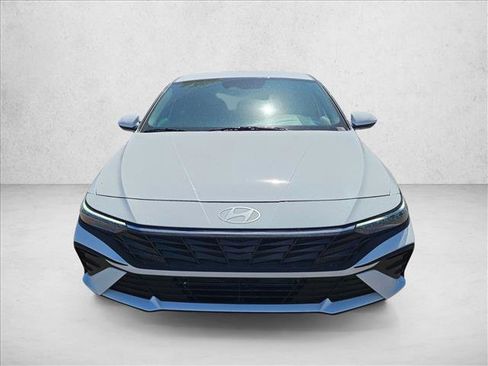 New 2026 Hyundai Elantra Hybrid FWD image 6