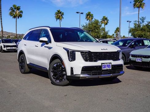 New 2026 Kia Sorento LX image 2