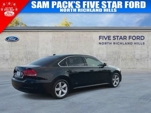 Used 2015 Volkswagen Passat 1.8T Limited Edition FWD image 9