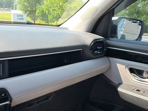 Used 2023 Honda Pilot EX-L image 19