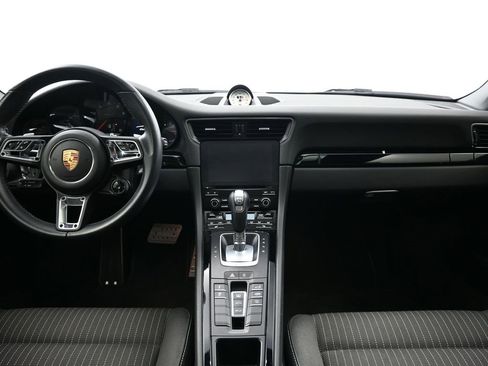 Used 2019 Porsche 911 Carrera T w/ Carrera T Interior Package image 7