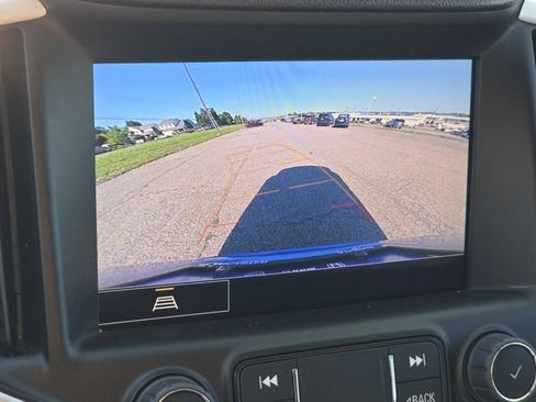 Certified 2024 GMC Terrain SLT FWD image 4