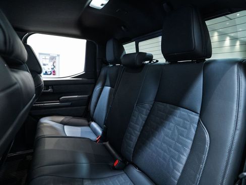 Certified 2025 Toyota Tacoma TRD Off-Road image 38