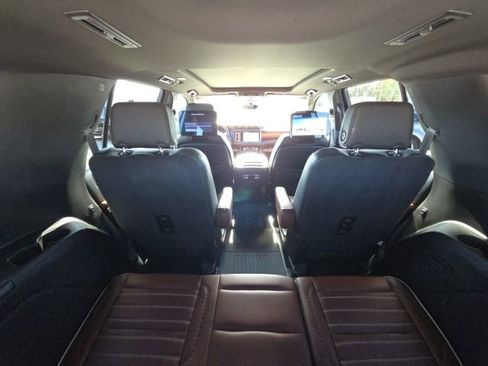 Used 2024 GMC Yukon Denali Ultimate image 15