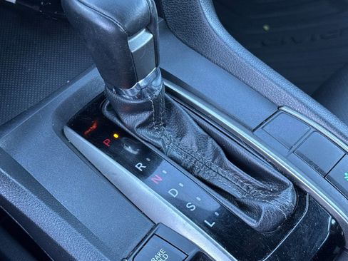 Used 2020 Honda Civic EX-L image 18