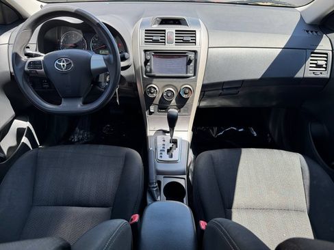 Used 2013 Toyota Corolla S FWD image 12