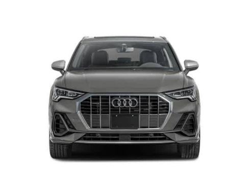 Used 2023 Audi Q3 2.0T Premium w/ Black Optic Sport Package image 7