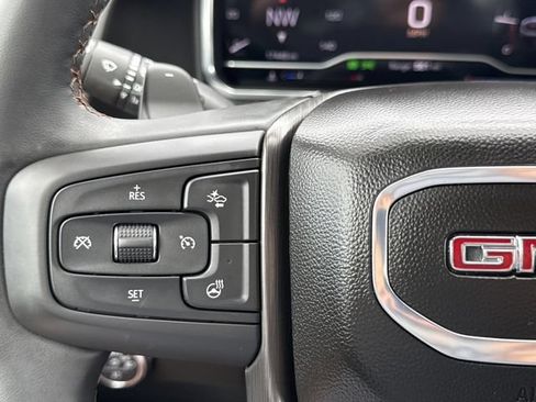 Used 2025 GMC Sierra 1500 AT4 w/ Technology Package AWD/4WD image 15