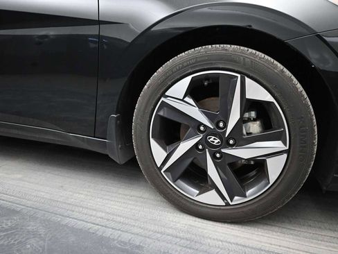 Certified 2023 Hyundai Elantra SEL w/ Convenience Package FWD image 10