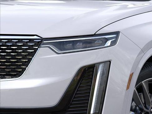 New 2025 Cadillac XT6 Premium Luxury w/ Platinum Package image 10