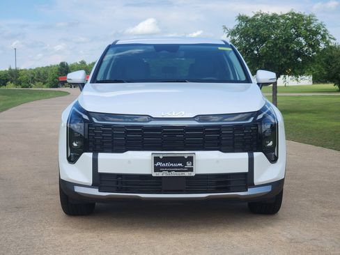Used 2026 Kia Sportage EX FWD image 6