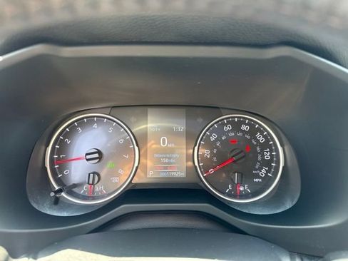 Used 2019 Toyota RAV4 XLE w/ Convenience Package AWD/4WD image 24