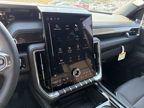 New 2026 GMC Yukon XL Elevation w/ Elevation Premium Package image 32