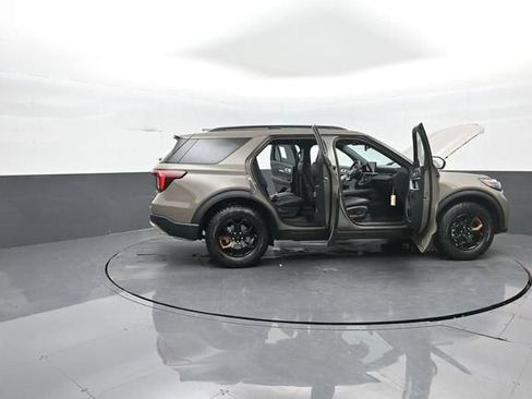 New 2026 Ford Explorer Tremor w/ Tremor Ultimate Package AWD/4WD image 42